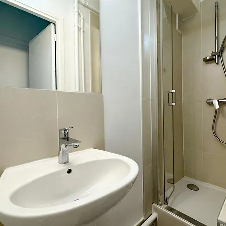 Hébergement de vacances Flexliving - - Remusat Paris